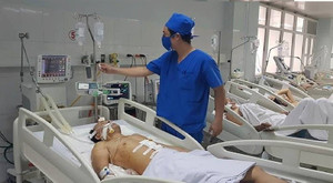 Khởi tố nhóm người dùng súng và dao giải quyết mâu thuẫn trong bữa tiệc ở Nghệ An