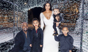 Chẳng cần mang nặng đẻ đau, Kim 'siêu vòng 3' lại chuẩn bị có thêm con ruột thứ 4