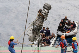 Lion Air dừng tìm kiếm hộp đen thứ 2 của máy bay chở 189 người rơi xuống biển