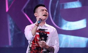 Nghệ sĩ dự sự kiện bỏ về sớm, Khắc Việt: 'Không thể hiện được sự văn minh thì ở nhà cho nhanh'