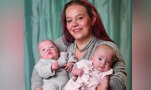Hy hữu bà mẹ sinh đôi 2 con cách nhau 12 ngày