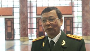 'Chúng ta sẵn sàng đè bẹp bất cứ kẻ nào đụng chạm đến vận mệnh Tổ quốc, không riêng gì Pol Pot'