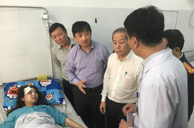 Xe khách chở sinh viên, giảng viên lao xuống vực đèo Hải Vân: Sức khỏe các nạn nhân giờ ra sao?