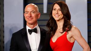 Người giàu nhất thế giới Jeff Bezos ly dị vợ: Cuộc ly hôn tốn kém nhất lịch sử?