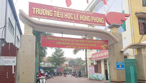 Giáo viên thi dạy giỏi, trường cấm học sinh kém đến lớp