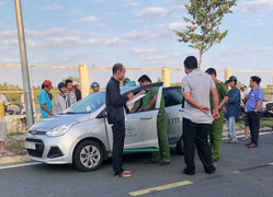 Tài xế taxi bị cứa cổ trong đêm