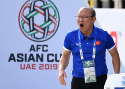 Báo châu Á: 'Phù thủy' Park Hang Seo nghẹt thở giật vé cho tuyển Việt Nam