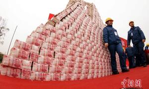 Công ty thép thưởng Tết nhân viên 200 triệu đồng/người, tiền 'chất thành núi'