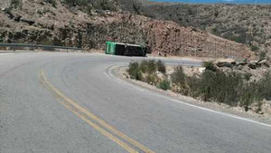 Bolivia: Xe buýt chở đoàn thể thao gặp nạn, ít nhất 13 người thiệt mạng