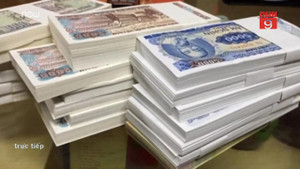 Sát Tết, phí đổi tiền lẻ tăng chóng mặt