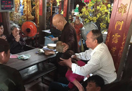 Công việc 'kỳ lạ nhất hành tinh' của sư thầy nổi tiếng ở Hải Phòng