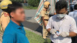 Video: Dương tính với ma túy, tài xế nói do vừa uống thuốc cảm