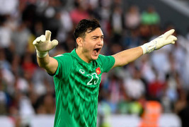 Đặng Văn Lâm: Từ những buổi tập trên sân bóng thả bò ở Lào tới vị trí thủ thành số 1 của tuyển Việt Nam