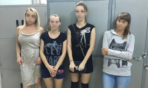 Cô gái cầm đầu đường dây mại dâm người ngoại quốc ở TP.HCM khai gì?