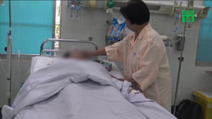 Chữa bệnh tế nhị ở phòng khám Trung Quốc, một phụ nữ phải cấp cứu