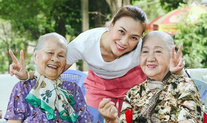 Mỹ Tâm tự đệm đàn, hát nhạc phim dành tặng nghệ sĩ lớn tuổi