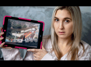 Bị người béo đè khi chơi máng trượt, cô gái người Anh vỡ gan