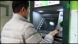 Phạt ngân hàng để ATM hết tiền, ngưng hoạt động dịp Tết