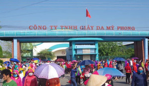 Hơn 10.000 công nhân mất việc trước Tết: Trà Vinh họp báo thông tin chính thức