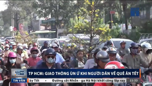 Clip: Dân nườm nượp về quê ăn Tết, giao thông TP.HCM 'căng như dây đàn'