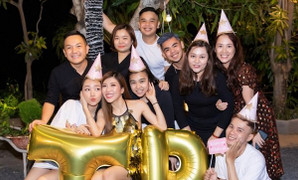 Trang Pháp bật khóc khi bị bạn thân ‘lừa’ đúng dịp sinh nhật