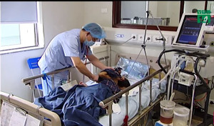 Những đứa trẻ phải đón Tết trong bệnh viện