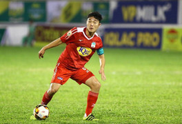 Hai chi tiết đặc biệt trong hợp đồng của Xuân Trường ở Buriram United