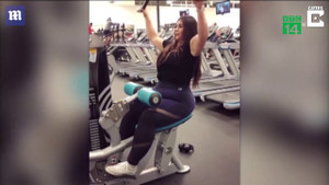 Cô gái chỉ mặc vừa size XXXXL trở nên xinh đẹp sau khi giảm 83kg