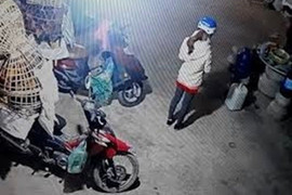 Nữ sinh bị sát hại khi đi giao gà cho mẹ chiều 30 Tết: Nghi phạm mới ra tù