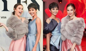 Hoa hậu Hoàn vũ Catriona Gray ôm chặt H'Hen Niê, nói 'xin chào Việt Nam' cực đáng yêu