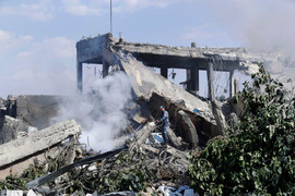 Israel không kích Syria, phá huỷ một bệnh viện và trạm gác quân sự