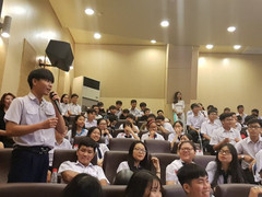 Quy định cao 1,5 m mới được thi sư phạm: Đại học Sư phạm TP.HCM nói gì?