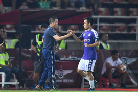 Bầu Hiển treo thưởng 4 tỷ đồng để Hà Nội đánh bại CLB Trung Quốc