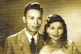 Chuyện tình gói ghém trong hơn 500 cánh thư yêu thương của tướng Phan Khắc Hy