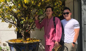 Con trai NSƯT Hoài Linh về Việt Nam thăm bố sau 9 năm sống tại Mỹ