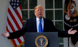 Tổng thống Trump tuyên bố tình trạng khẩn cấp quốc gia, đối mặt với cuộc điều tra của Hạ viện