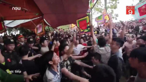 Cấm cướp phết Hiền Quan, hàng trăm trai làng hò hét phản đối