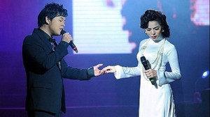 Quang Lê: 'Cùng hát bolero nhưng giọng hát của tôi là nước mắm, còn của Lệ Quyên là pa-tê ngoại'