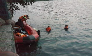 Đôi nam nữ nghi nhảy xuống hồ sau cuộc cãi vã lúc nửa đêm, 1 người chết