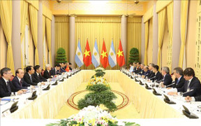 Tổng Bí thư, Chủ tịch nước Nguyễn Phú Trọng hội đàm với Tổng thống Argentina Mauricio Macri