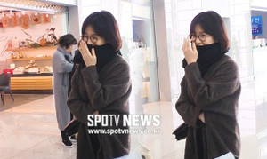 Giữa tin ly hôn Song Joong Ki, Song Hye Kyo không còn đeo nhẫn cưới