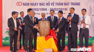 Phó Chủ tịch Quốc Hội: Làng gốm Bát Tràng là niềm tự hào của cả nước