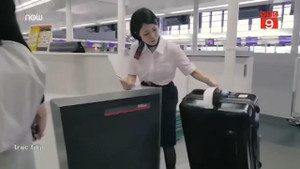 Nhân viên sân bay Nhật Bản nâng niu hành lý của khách như nâng trứng