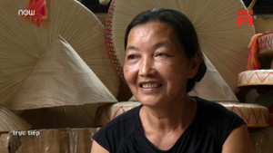 Người làm nón ở Hà Nội nhắn nhủ: 'Ông Trump, ông Kim đừng lo trời mưa'