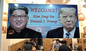 Nhiều dịch vụ ăn theo cuộc gặp Trump – Kim ở Hà Nội