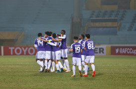 2 siêu phẩm 'dội bom' ở cúp C2 châu Á của cầu thủ Hà Nội FC