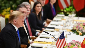 Clip: Thủ tướng Nguyễn Xuân Phúc thết đãi Tổng thống Trump món gì?