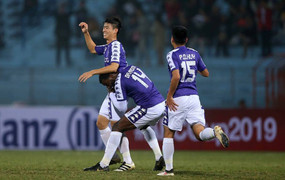 Hai siêu phẩm 'dội bom' của Hà Nội FC lọt top 5 bàn thắng đẹp nhất AFC Cup