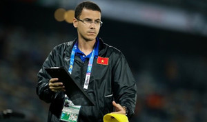 Trợ lý người Brazil gửi thư cảm ơn HLV Park Hang Seo, trợ lý Lee Young-jin