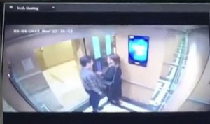 Bị triệu tập, kẻ sàm sỡ cô gái trong thang máy vẫn chưa ra trình diện